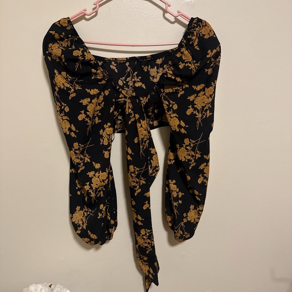 Black Floral Tie-Front Crop Top